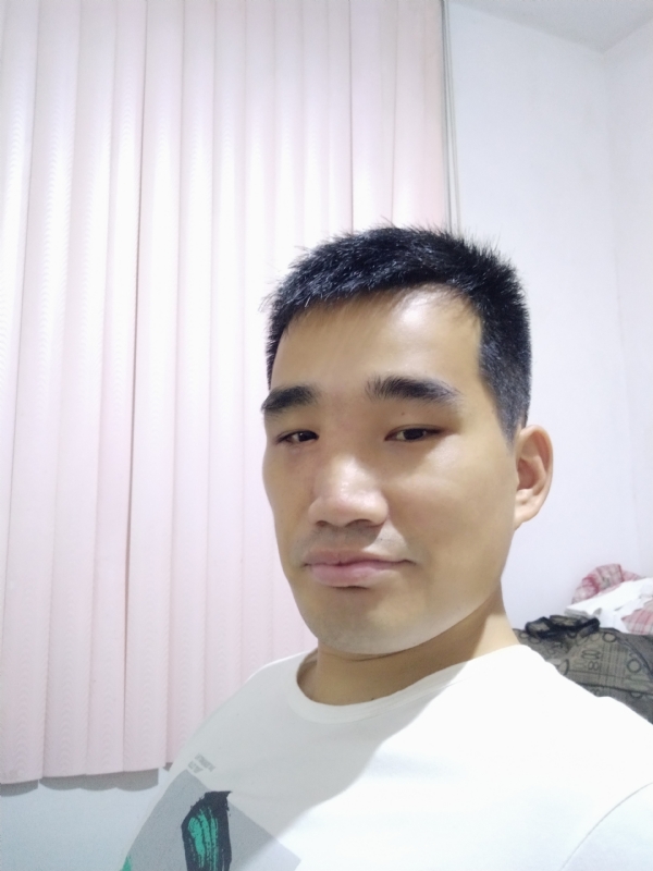 大男孩的第一张照片--光泽征婚网