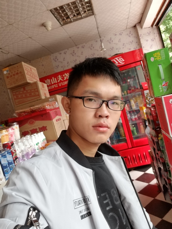 柒年的第一张照片--光泽征婚网