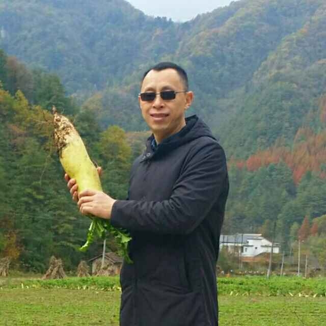 墨迹男的第一张照片--光泽征婚网