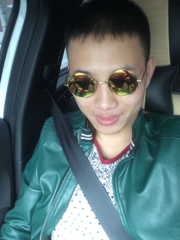 真心对待一个人的第一张照片--光泽征婚网