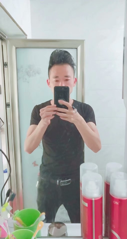 邱利平的第一张照片--光泽征婚网