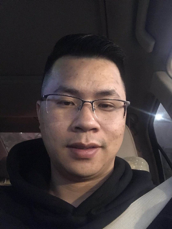 心飞扬的第一张照片--光泽征婚网