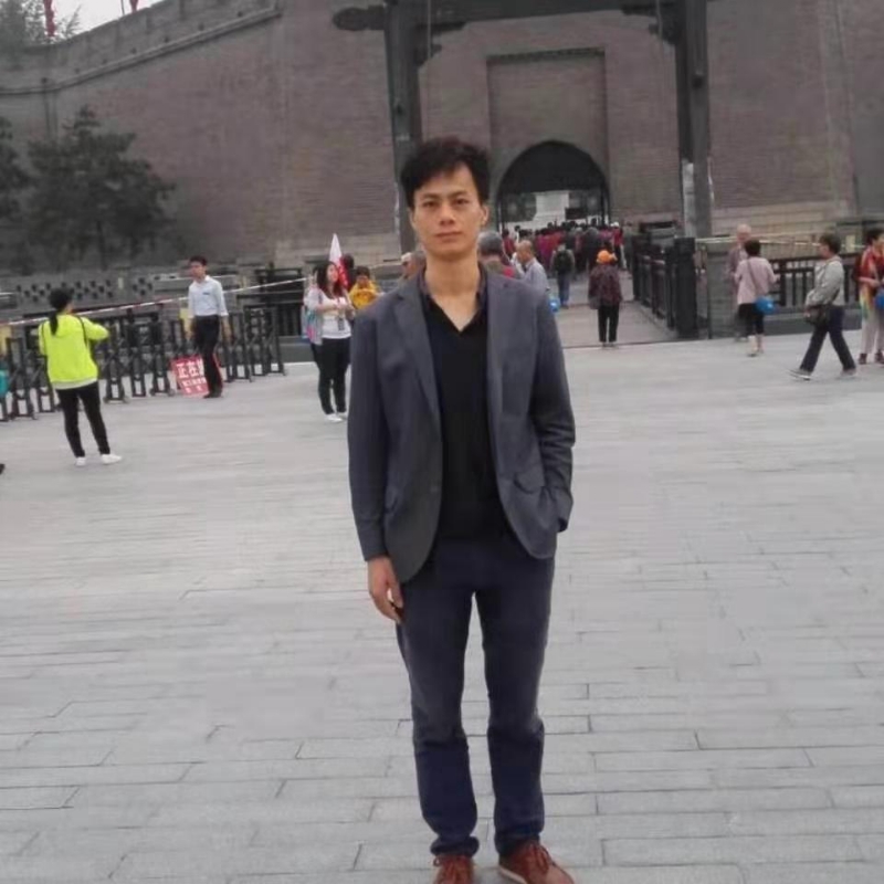 认真的第一张照片--光泽征婚网