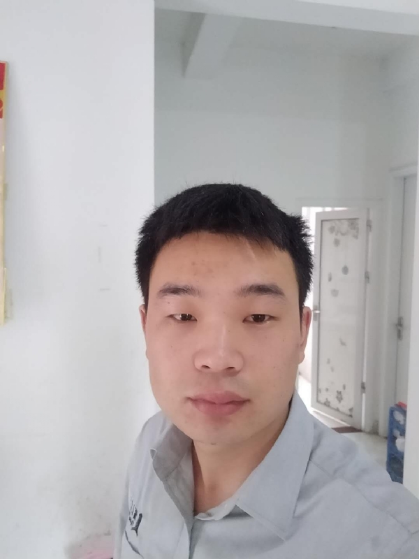 lcranelin的第一张照片--光泽征婚网