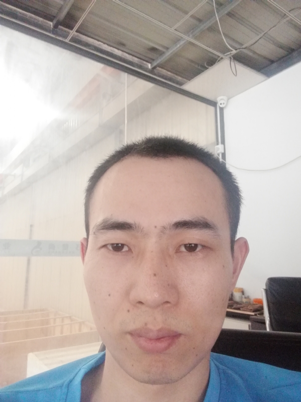合十的第一张照片--光泽征婚网