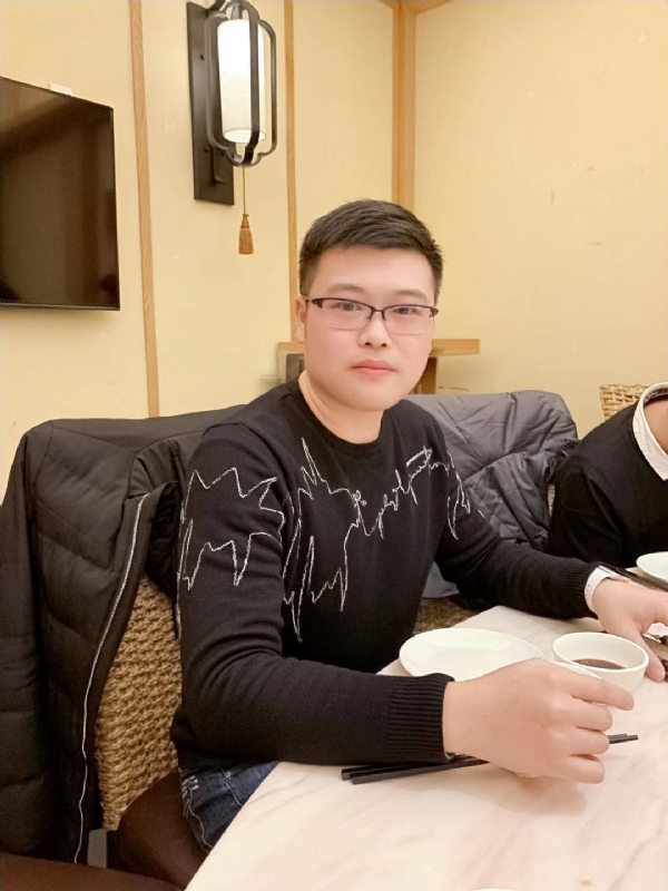 YIDA的第一张照片--光泽征婚网