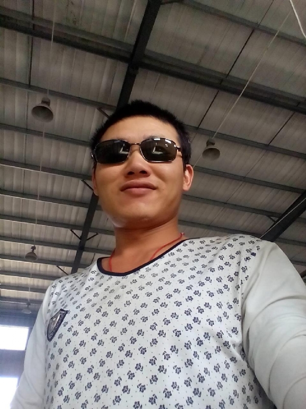 爱拼才会赢的第一张照片--光泽征婚网