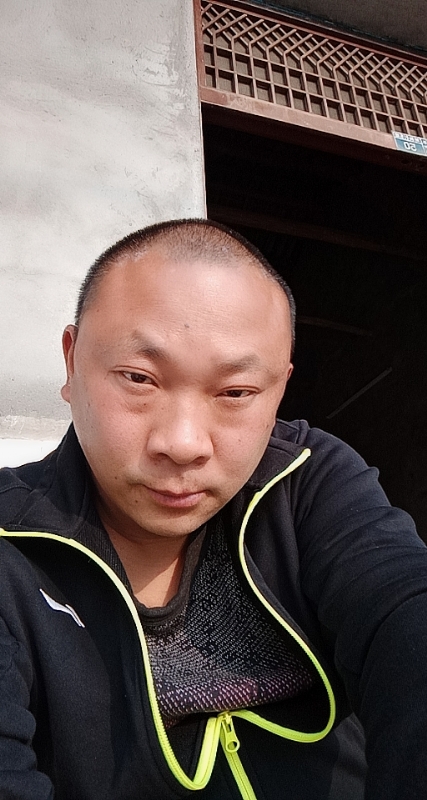 马克的第一张照片--光泽征婚网