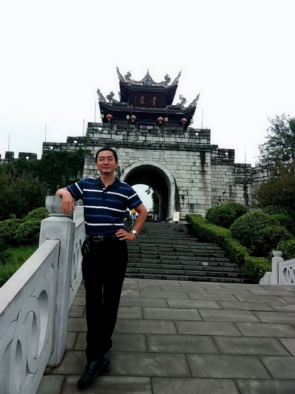 真心的龙的第六张照片--光泽征婚网