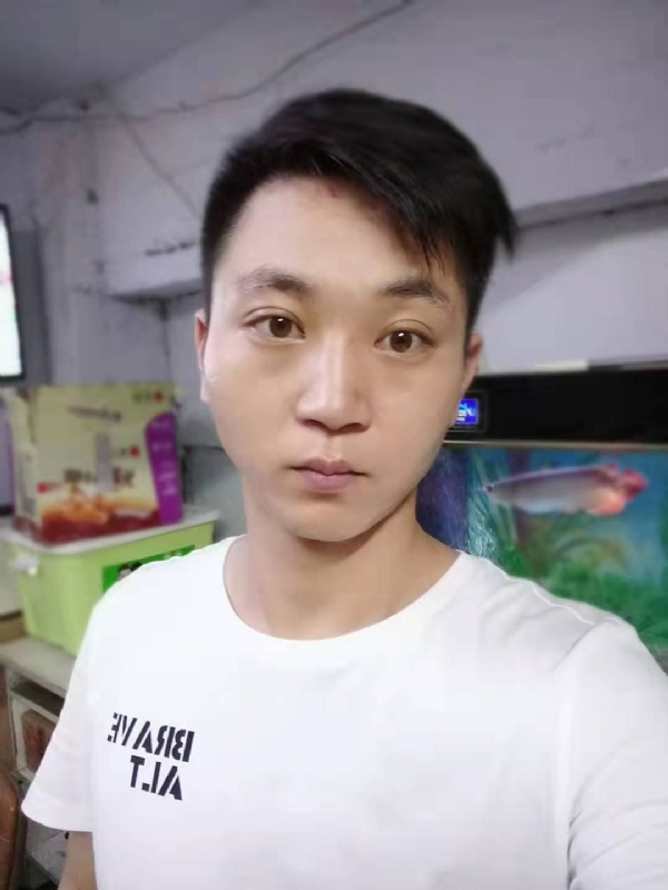 七秒记忆的第一张照片--光泽征婚网