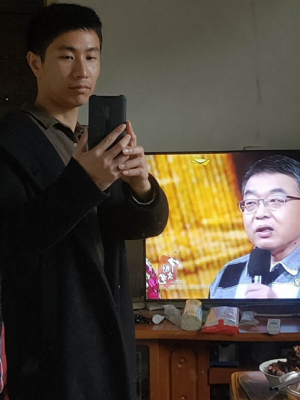 白色的风的第二张照片--光泽征婚网