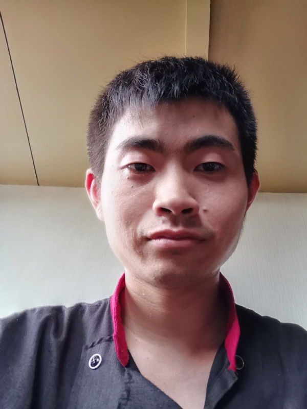 嗯的第一张照片--光泽征婚网