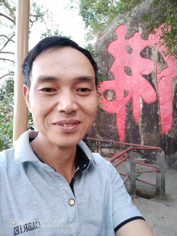 向往彩虹的第二张照片--光泽征婚网