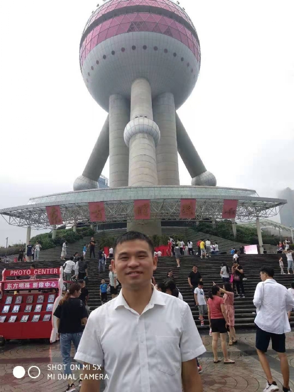 小猫吃老鼠的第一张照片--光泽征婚网