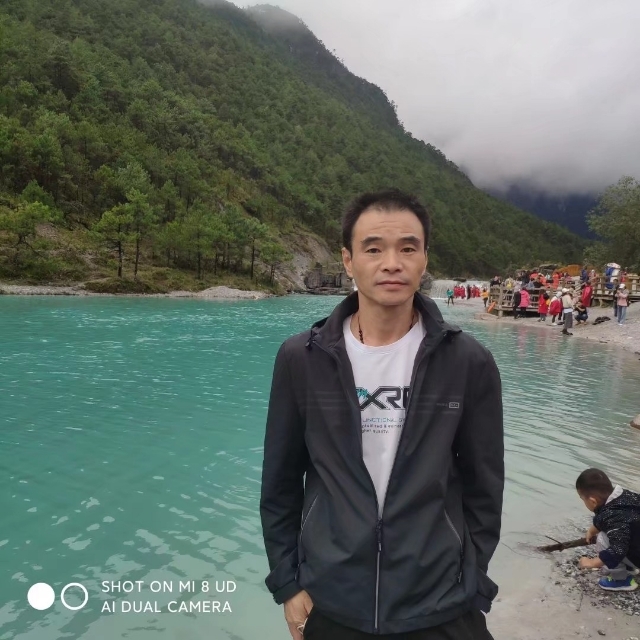 流星的第一张照片--光泽征婚网