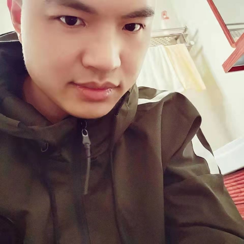 高大上的宅男的第二张照片--光泽征婚网