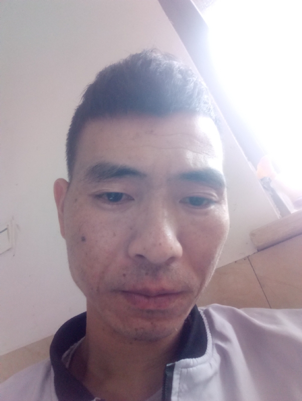 想你的夜的第一张照片--光泽征婚网