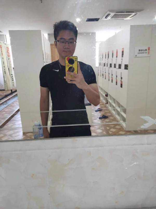 习惯发呆的第一张照片--光泽征婚网