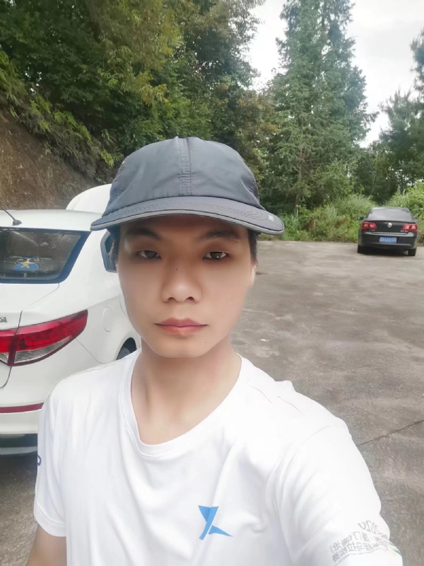 携手相伴的第一张照片--光泽征婚网