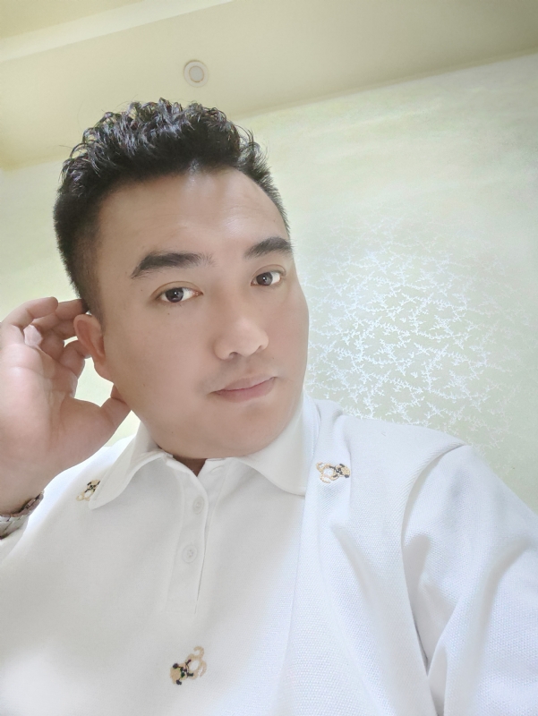 哈哈先生的第一张照片--光泽征婚网