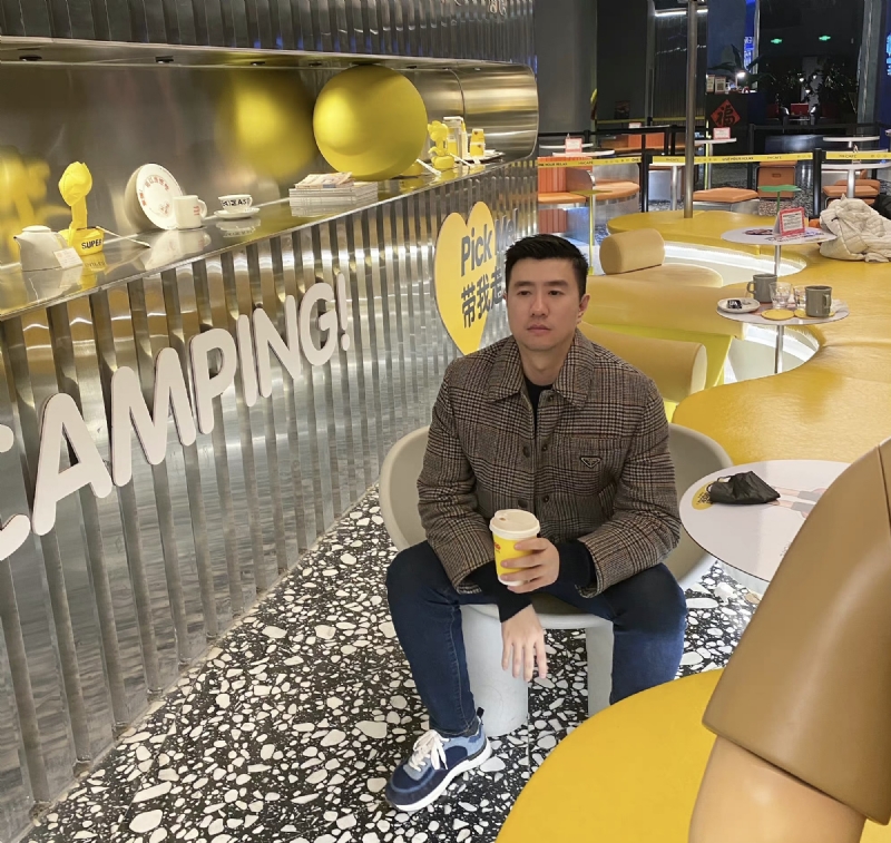 海邊漫步的第一张照片--光泽征婚网