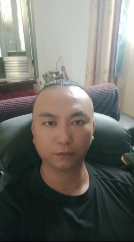 施逸森的第一张照片--光泽征婚网