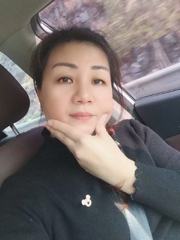 珍珍的第一张照片--光泽征婚网