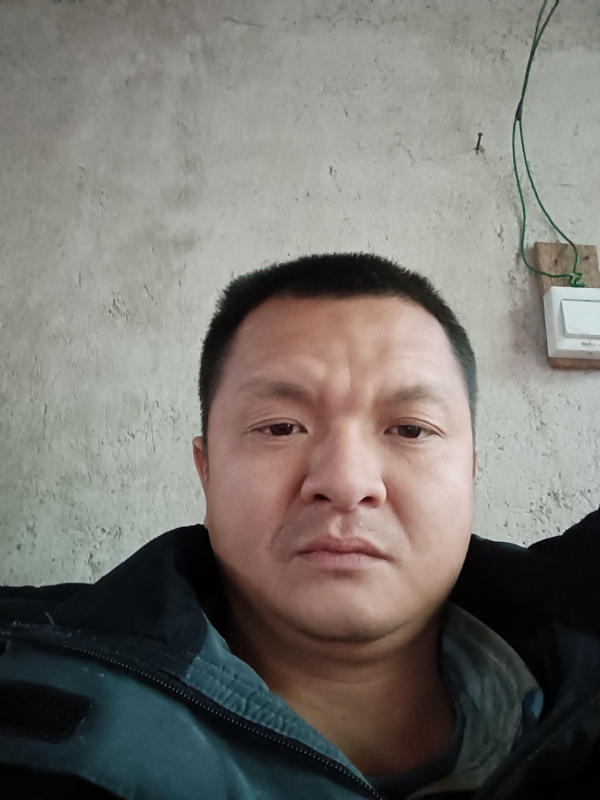 兰成龙的第二张照片--光泽征婚网