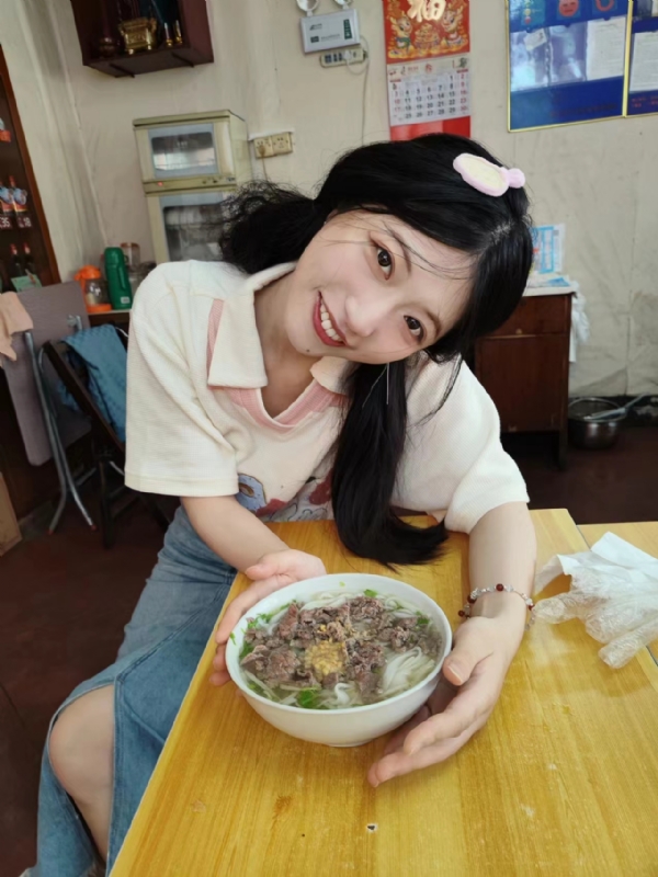 甜果的第一张照片--光泽征婚网