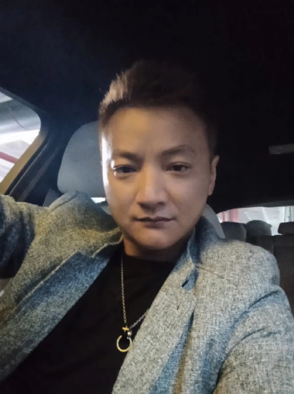 夜、有雨敲窗的第三张照片--光泽征婚网