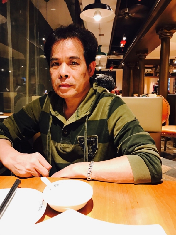 天马行空的第一张照片--光泽征婚网