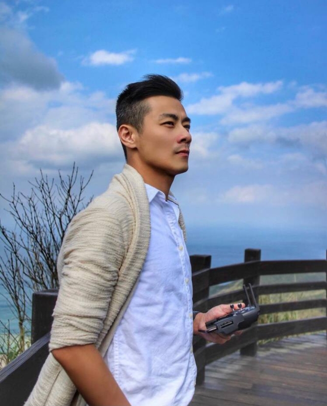 蓝天的第一张照片--光泽征婚网