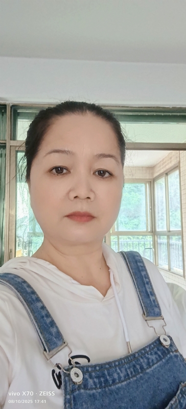 小巧玲珑的第一张照片--光泽征婚网