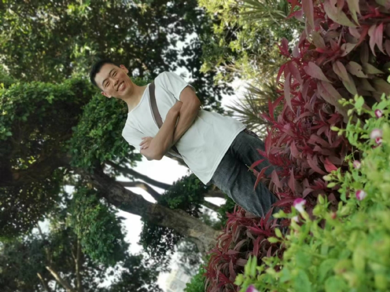 孤狼的第一张照片--光泽征婚网